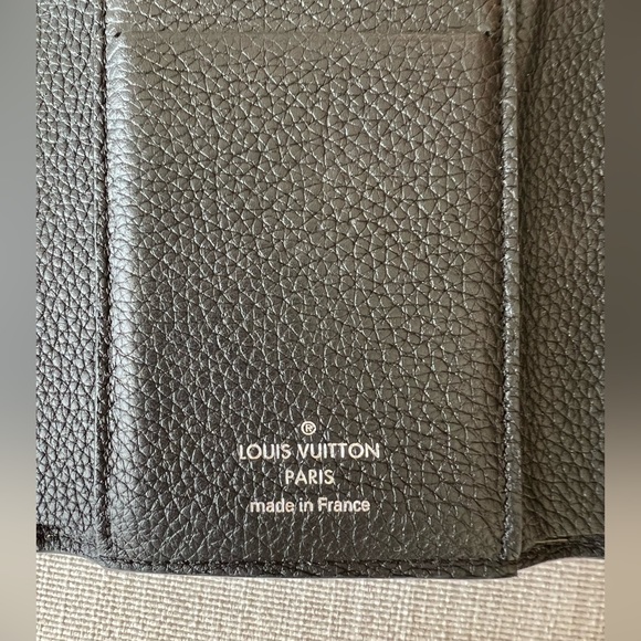 Louis Vuitton MyLockMe Compact Wallet - Picture 8 of 16